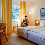 Inselhotel Ruegen 3* 괴렌