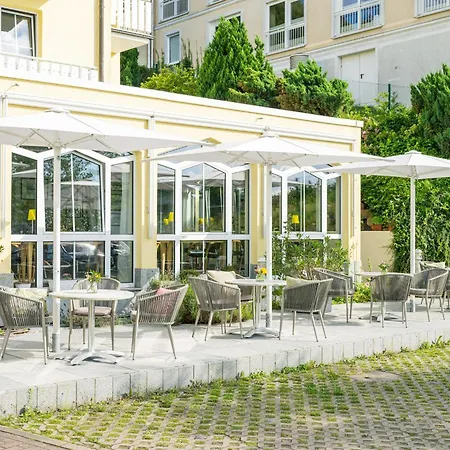 Inselhotel Ruegen 奥斯特巴德·哥伦