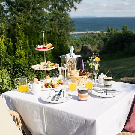 Inselhotel Ruegen 3*