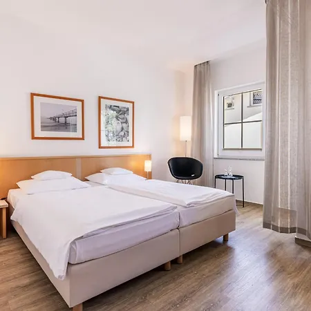 호텔 Inselhotel Ruegen 3*