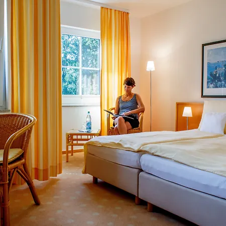 Inselhotel Ruegen 3* 奥斯特巴德·哥伦