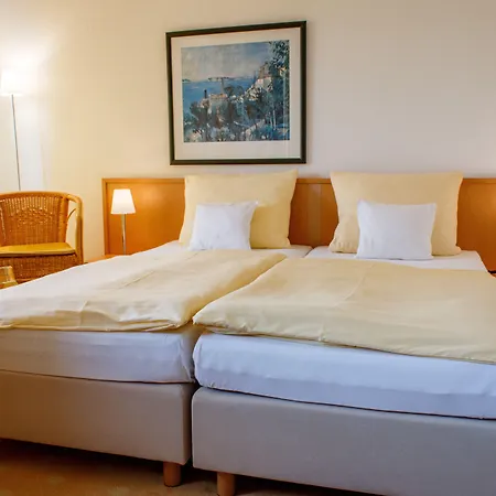 Inselhotel Ruegen 酒店 奥斯特巴德·哥伦