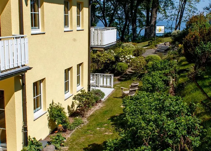 Hotel Inselhotel Ruegen 3*